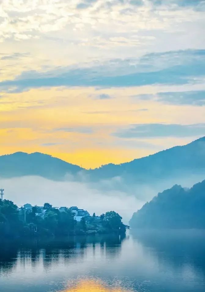 1 號出生對應哪種中國色？海棠紅的獨特韻味與寓意