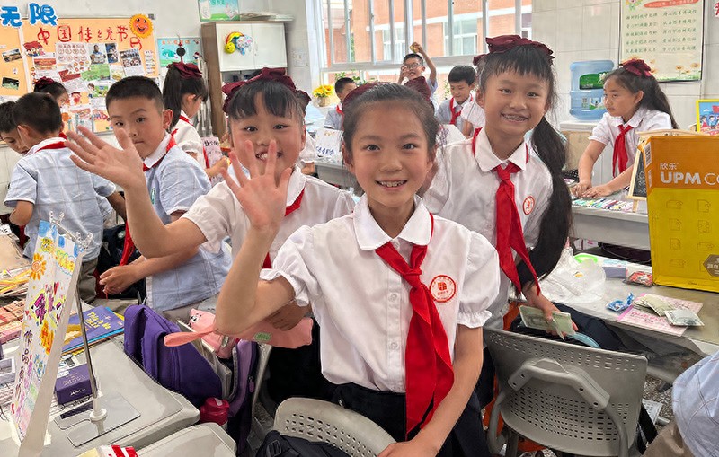 五華區教育碩果累累：昆八中物理競賽奪魁，創新驅動培育未來棟梁