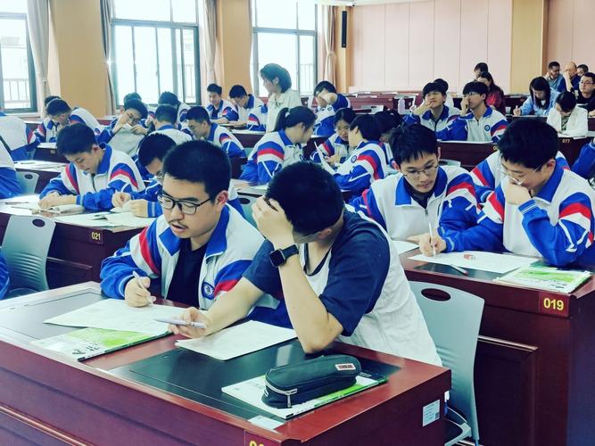 高中物理電場排行榜